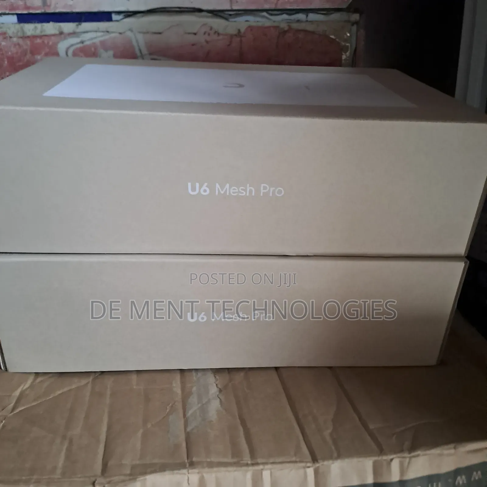 Ubiquiti U6 Mesh Pro