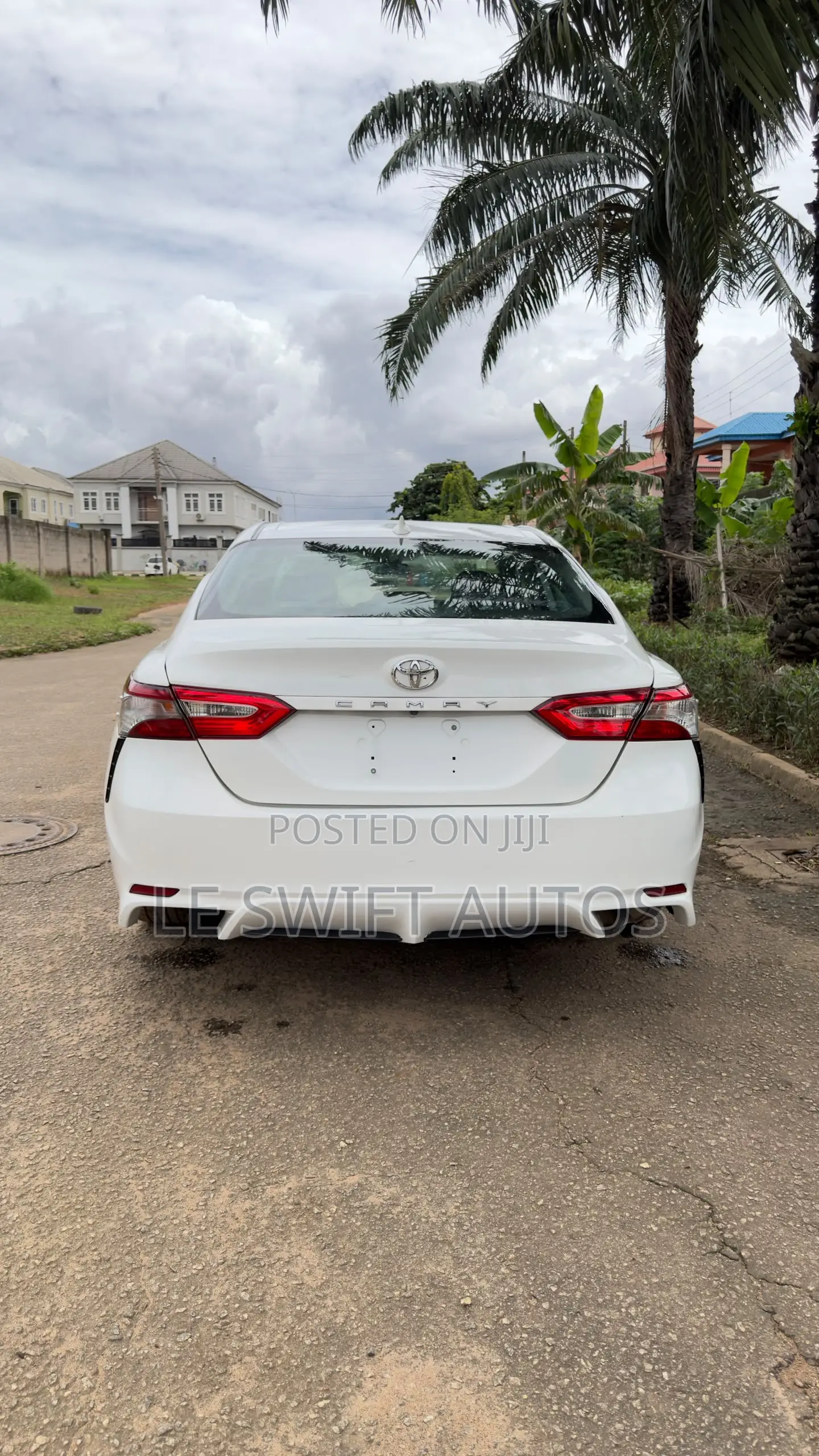 Toyota Camry 2020 White