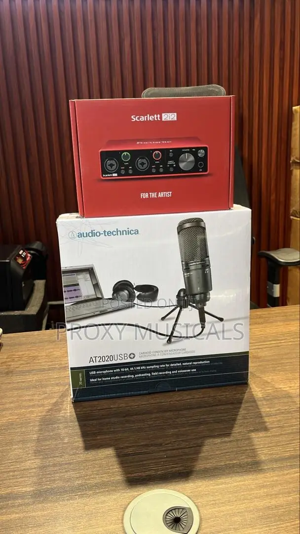 Scarlett 2i2 Soundcard Audio-Technica At2020usb+ Condenser Mic