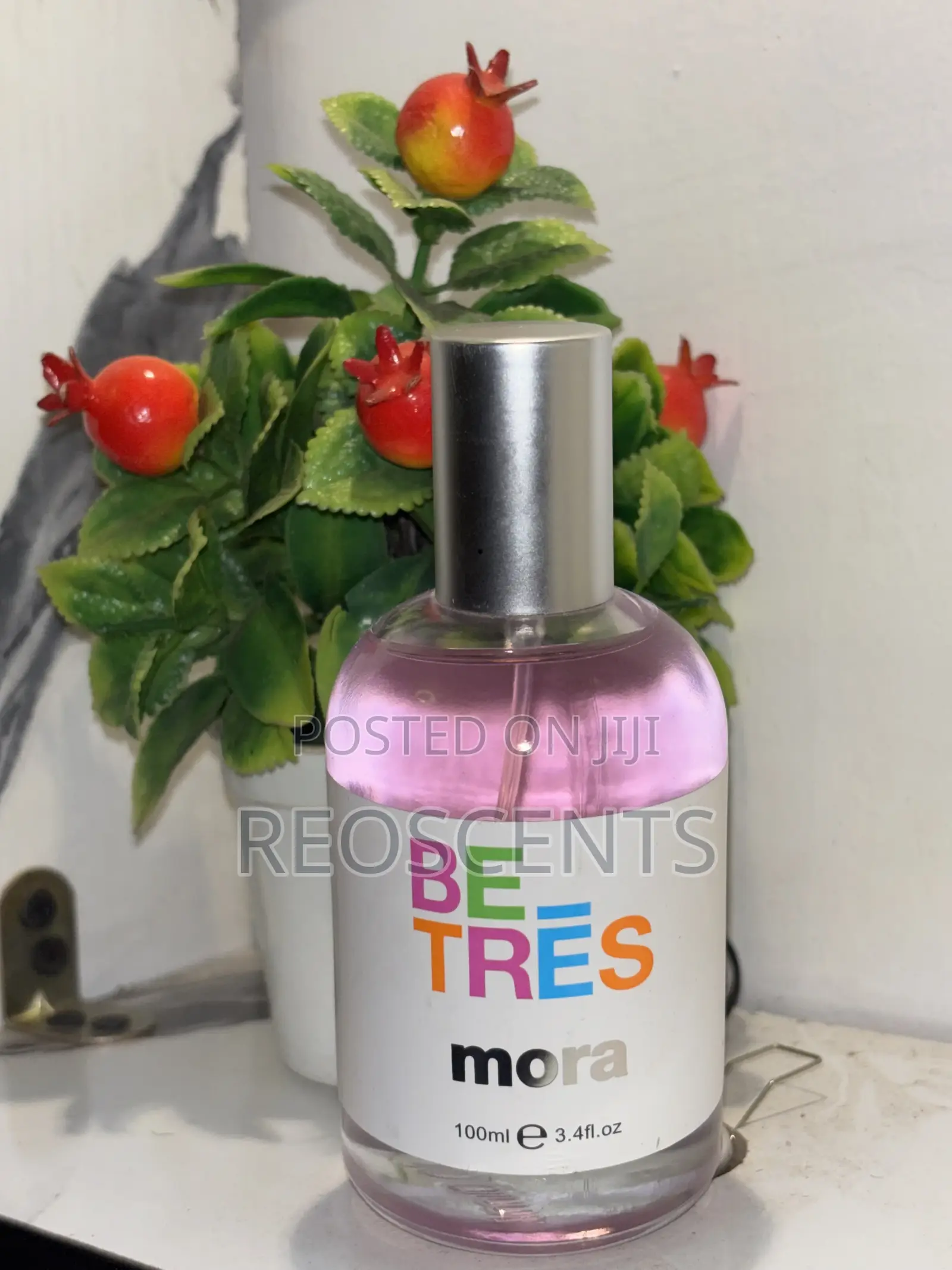 Monogotas – Sweetness in Every Spray