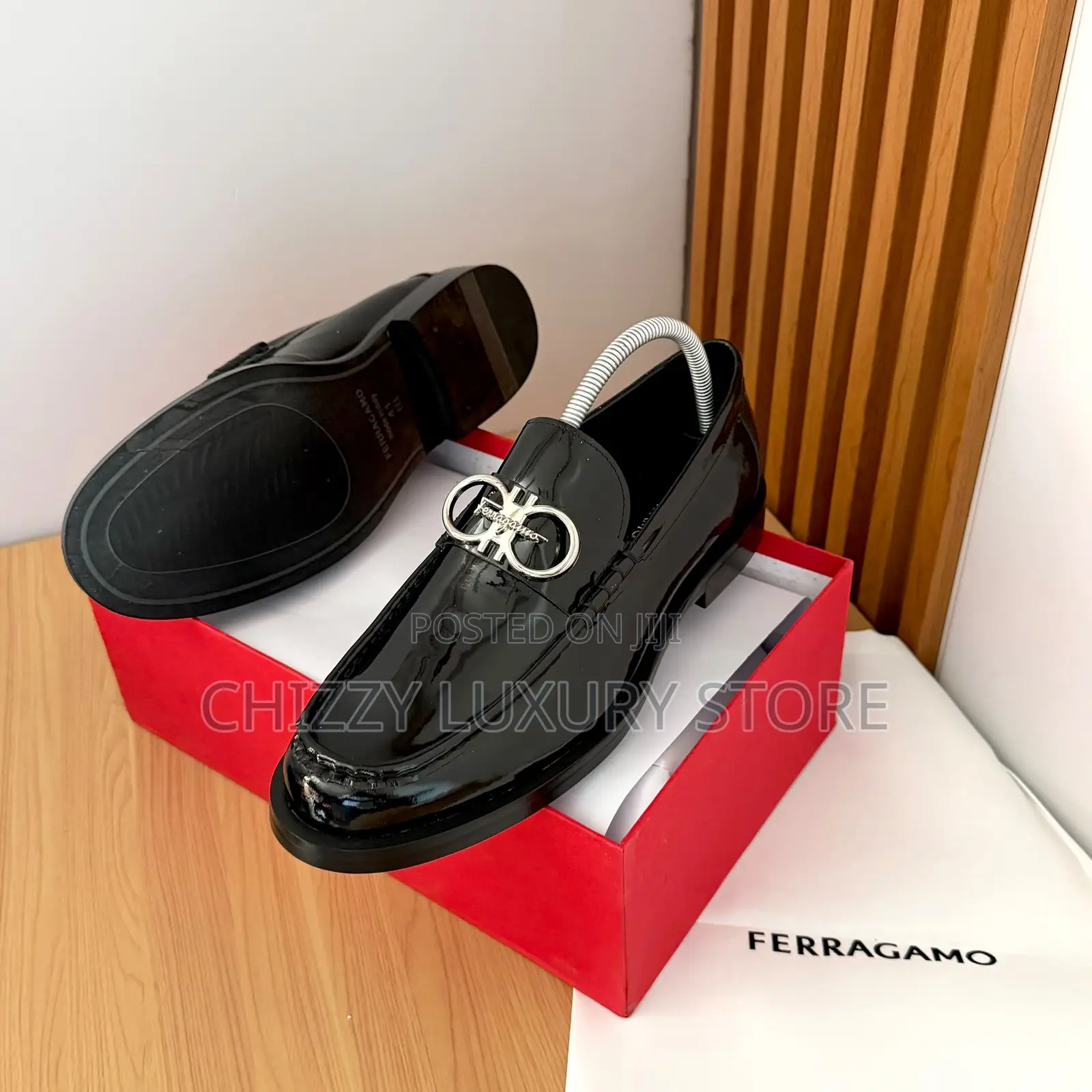 Salvatore Ferragamo Quality Luxury Men Shoe