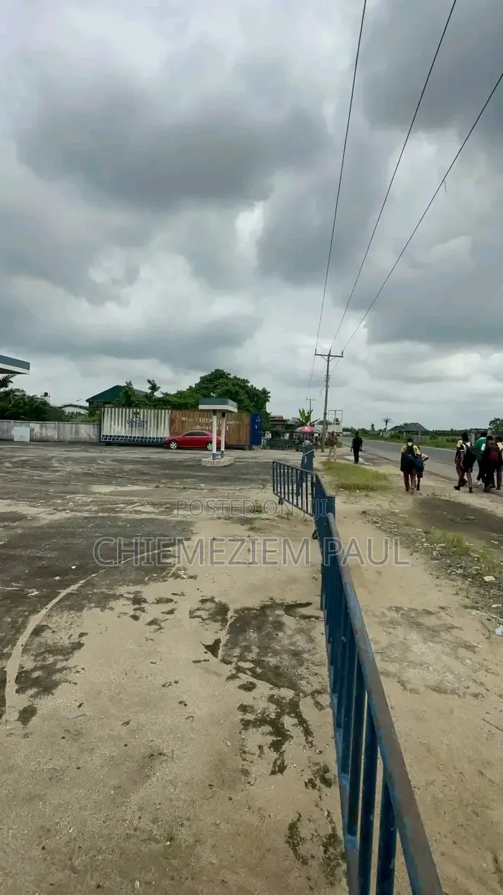 Filling Station on 3 Plots of Land – Port Harcourt