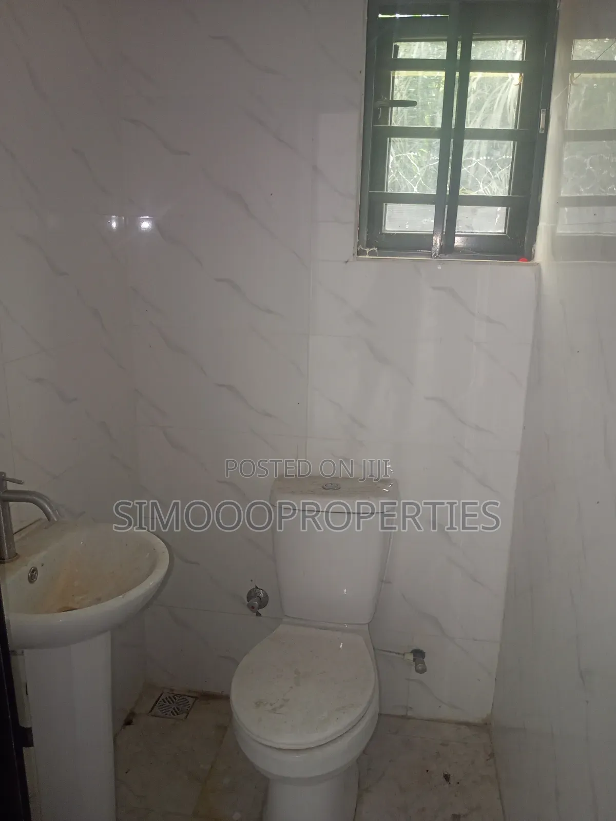 2bdrm Block of Flats in Yabatech, Lakowe for rent