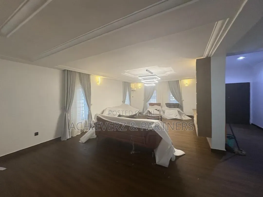 4bdrm Duplex in Mabushi for rent