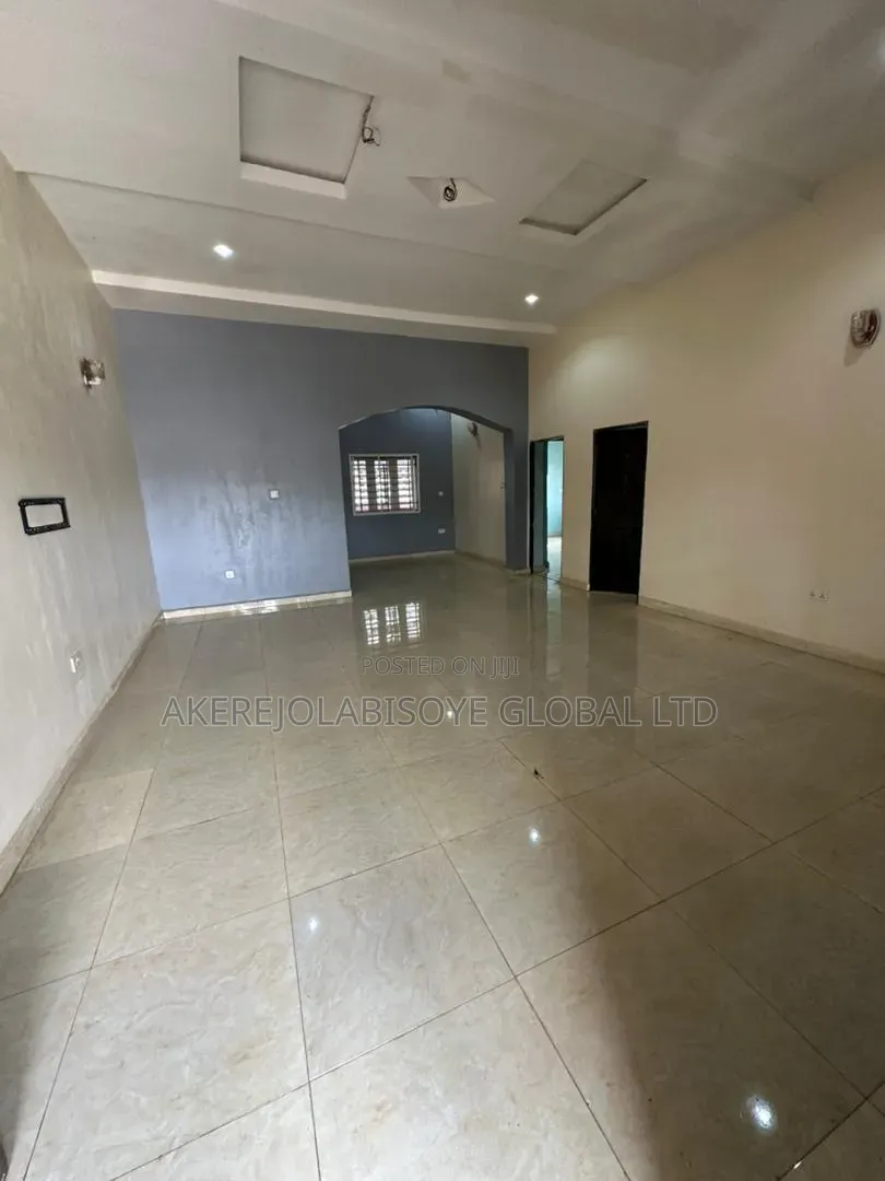 2bdrm Apartment in Lifecamp Abuja for rent