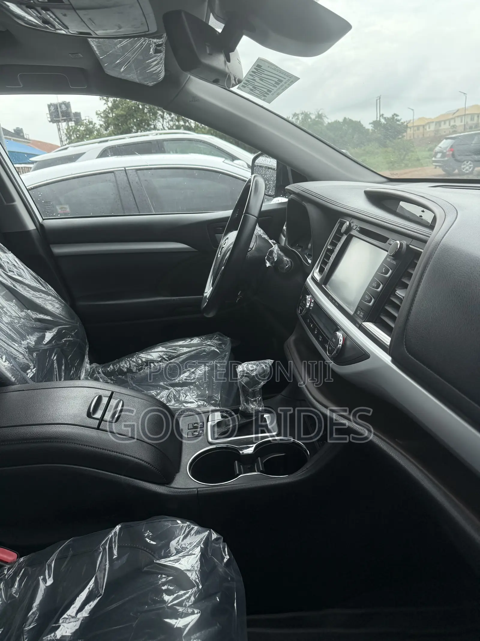 Toyota Highlander XLE 2019 Silver