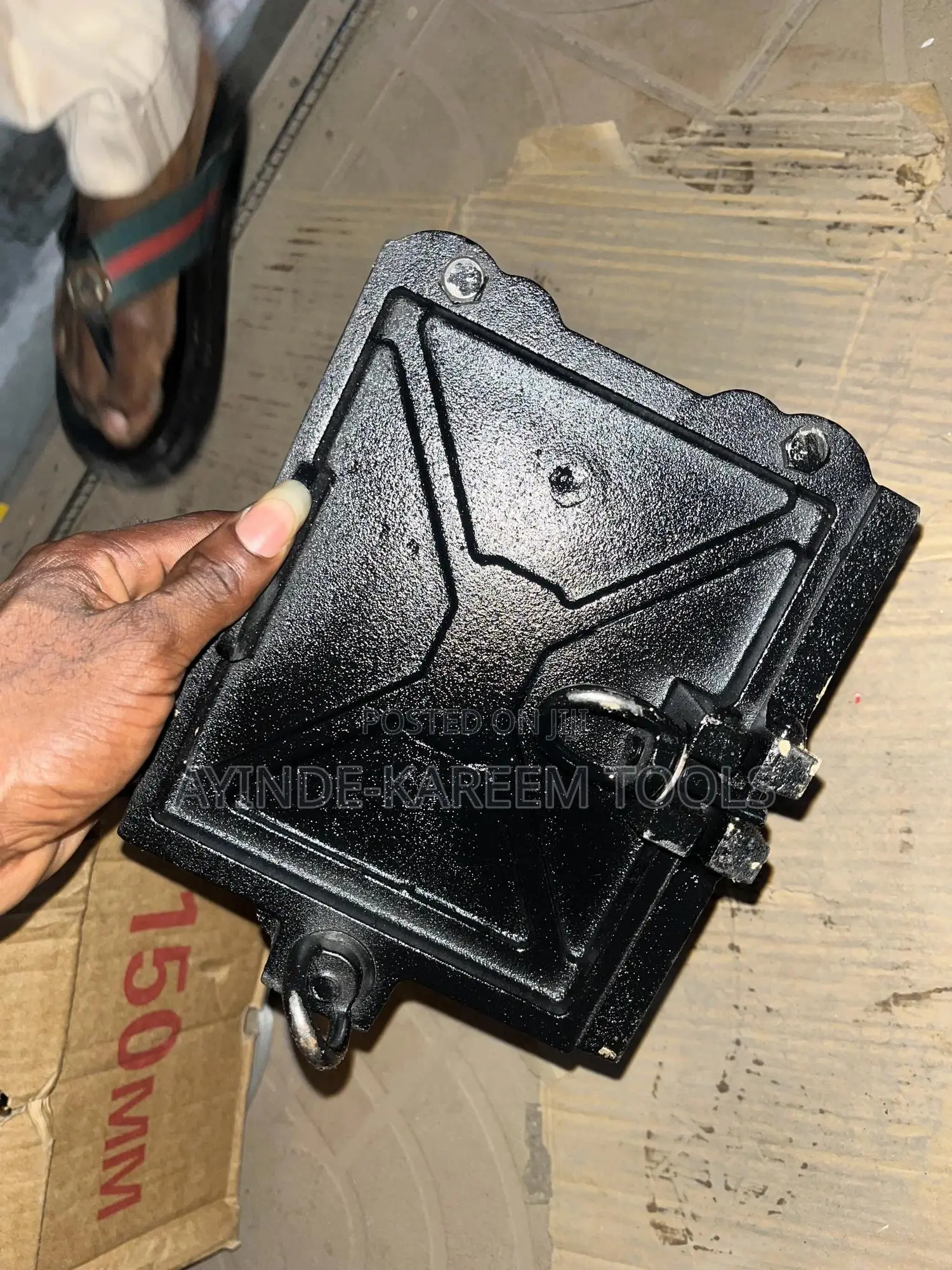 Concrete Cube Mould ( Steel Cub Mould )