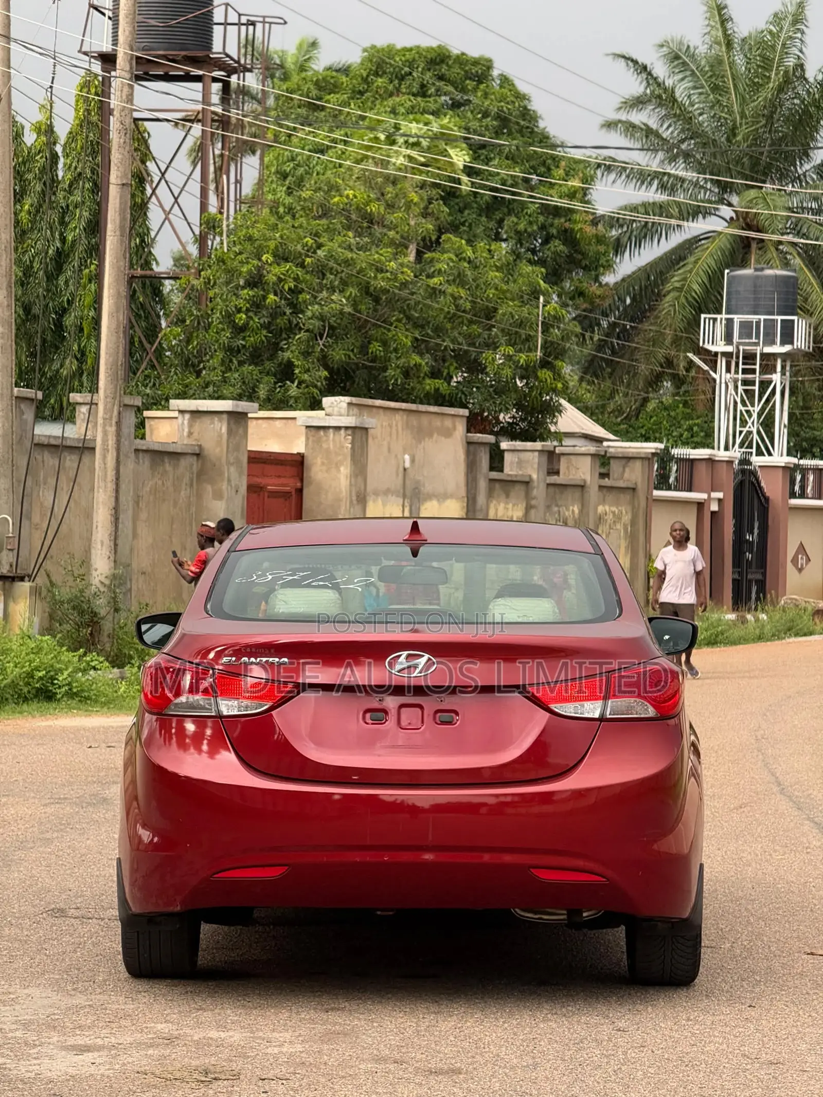 Hyundai Elantra 2012 Maroon