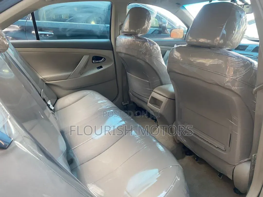Toyota Camry 2.4 LE 2008 Gold