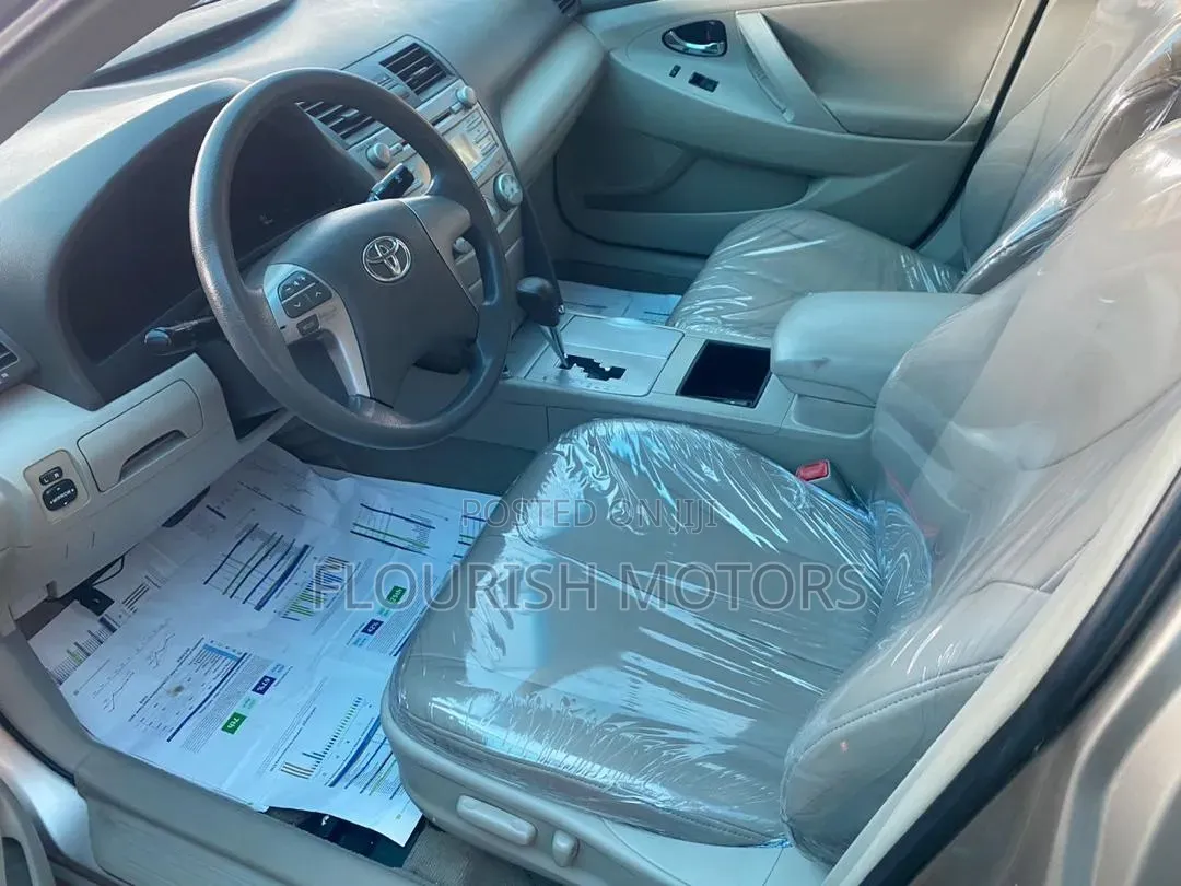Toyota Camry 2.4 LE 2008 Gold
