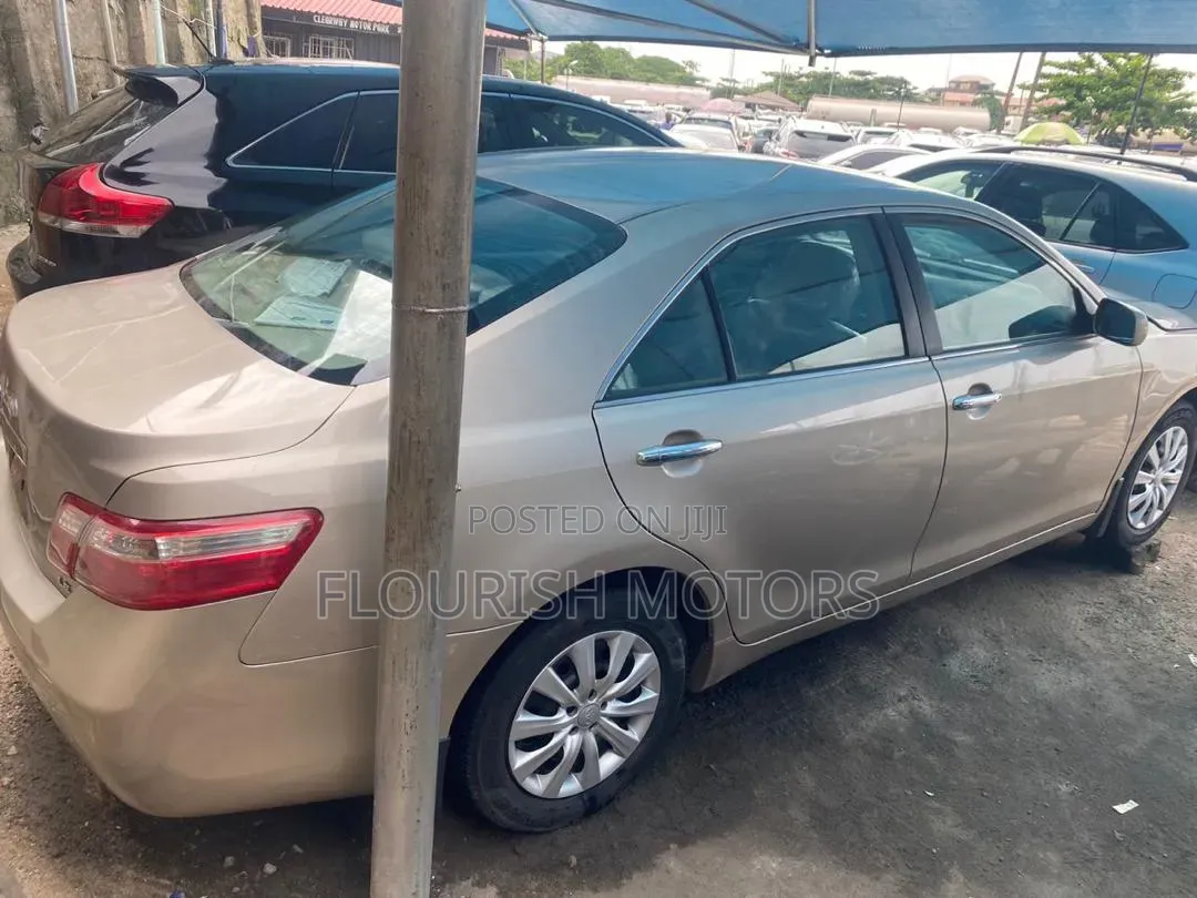 Toyota Camry 2.4 LE 2008 Gold
