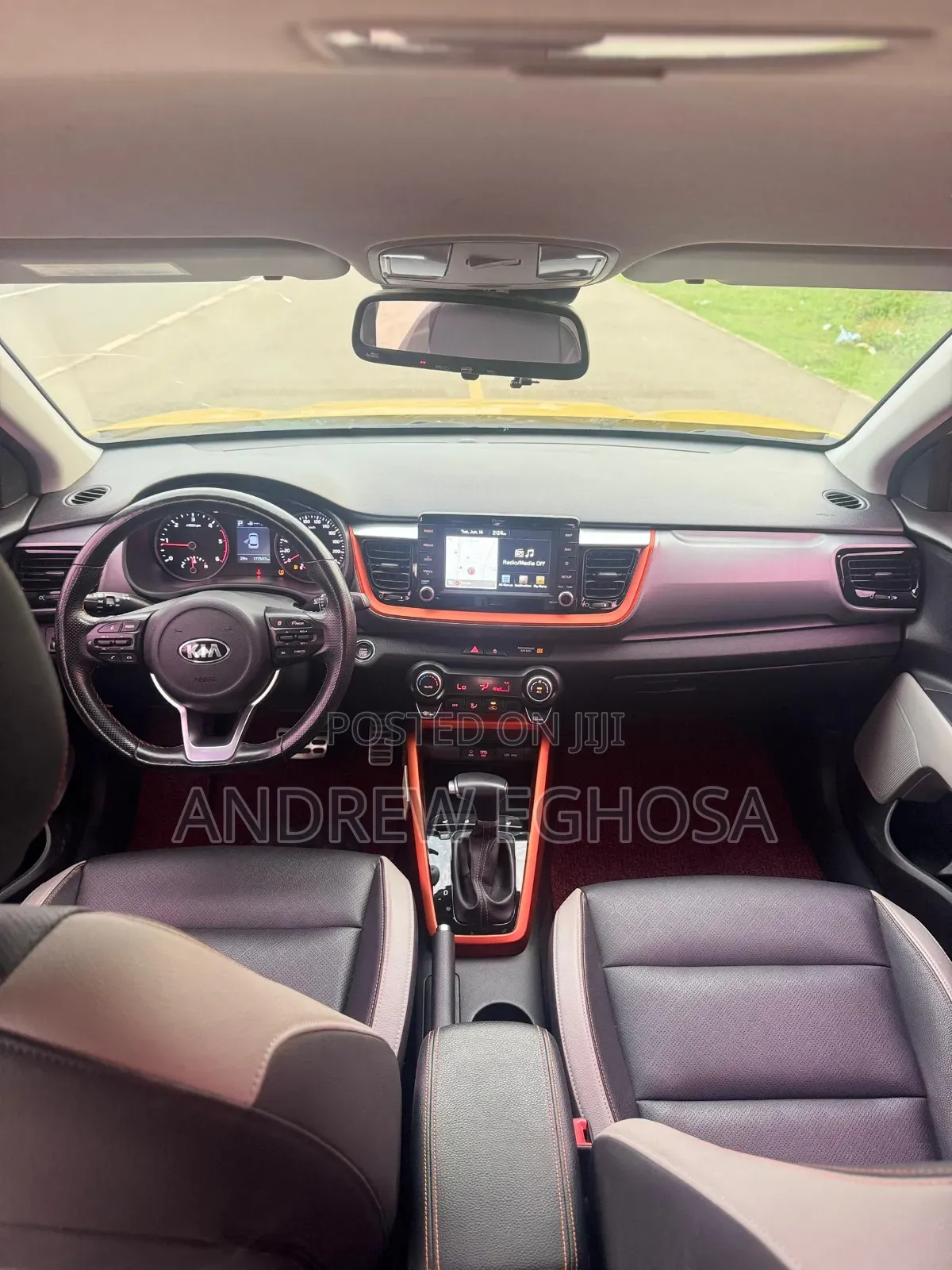 Kia Stonic 2017 Yellow