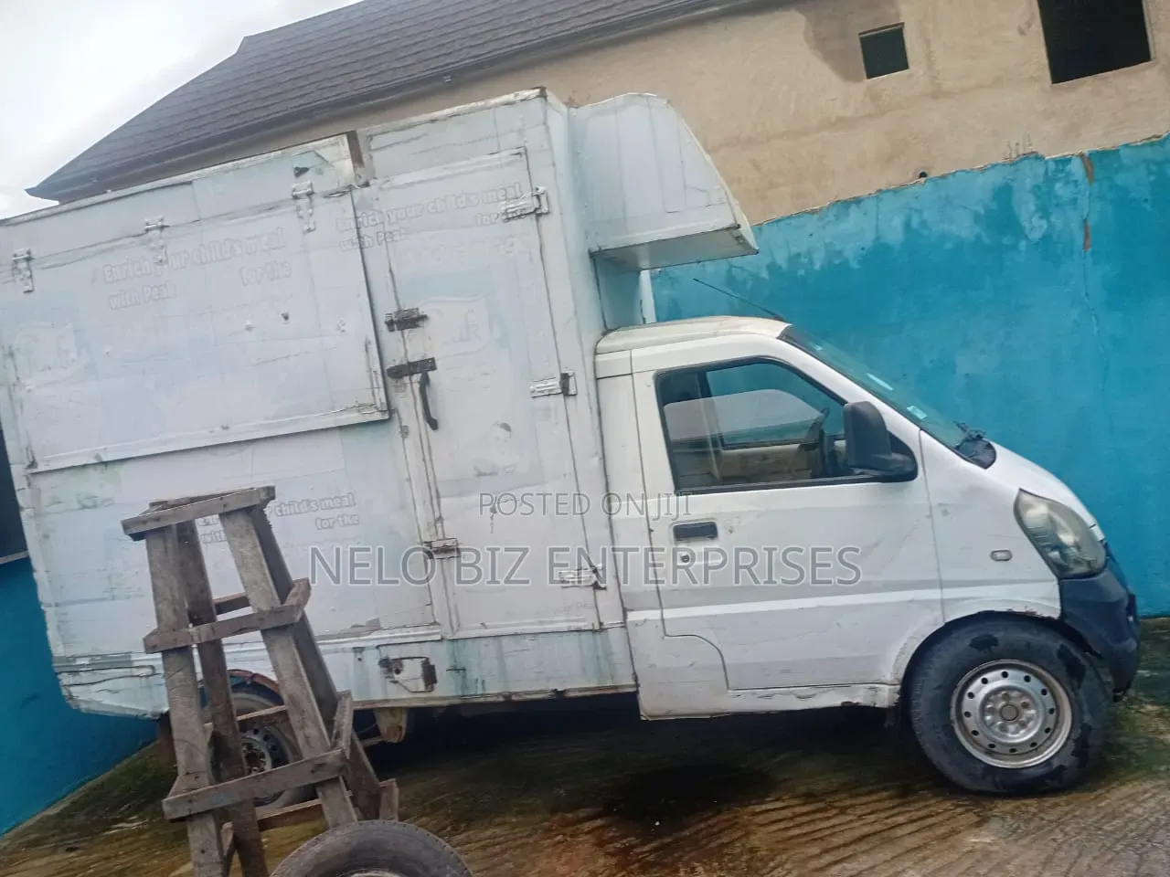 Chevrolet 3500 2006 White