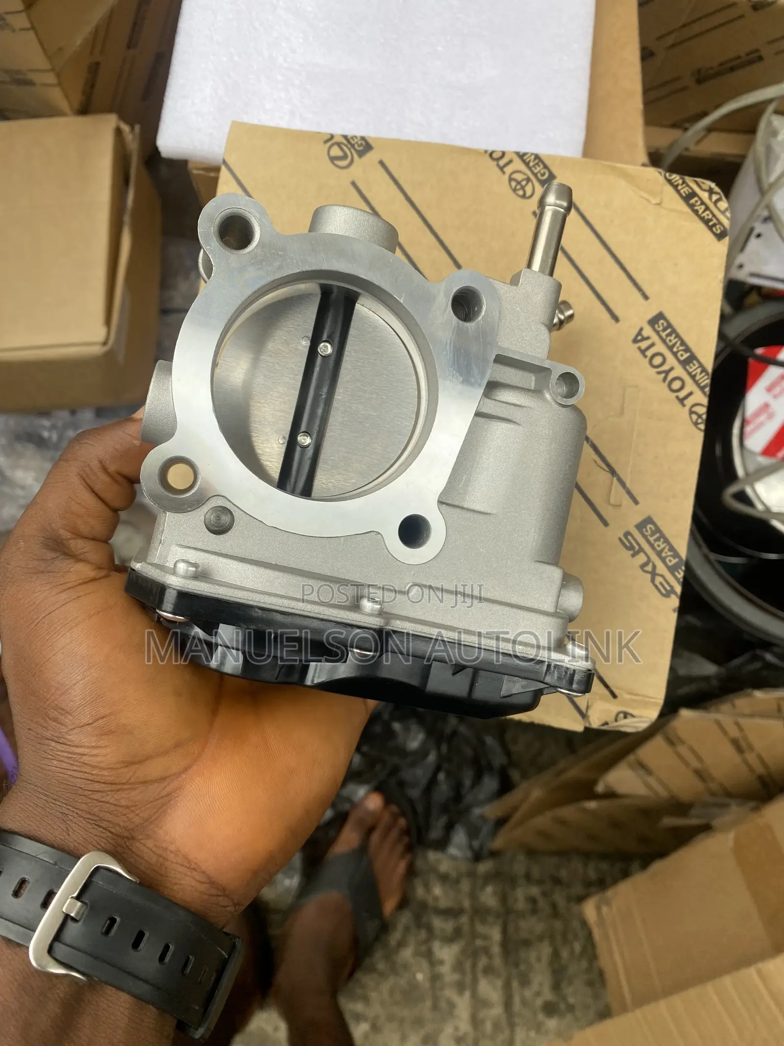 Throttle Body Toyota Corolla ,Avensis,Prius Yaris,Matrix 1zz Engine