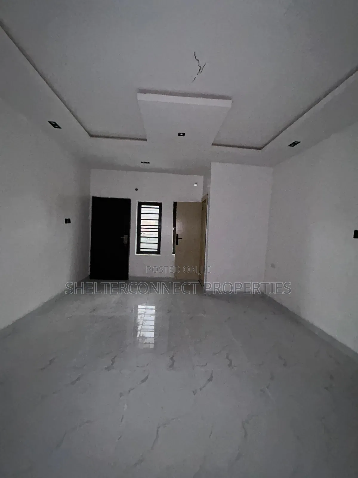 2bdrm Apartment in Lekki Expressway for sale