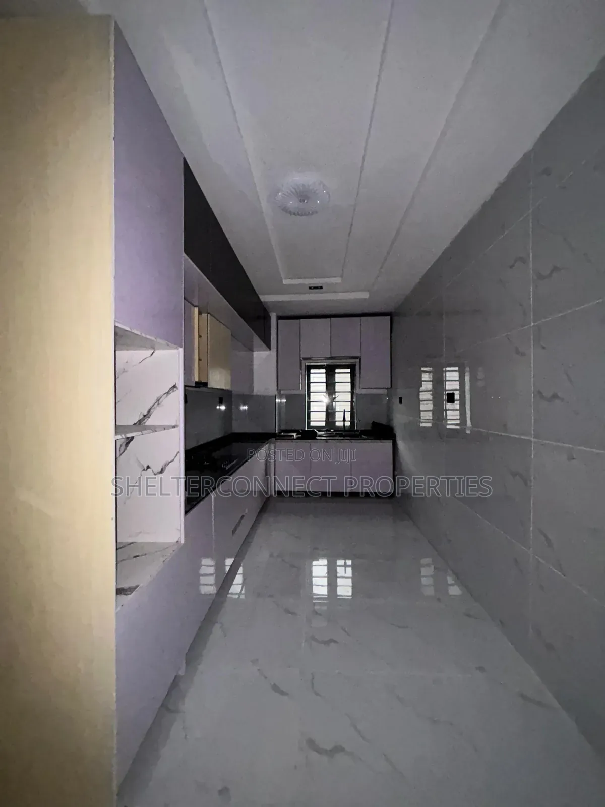2bdrm Apartment in Lekki Expressway for sale