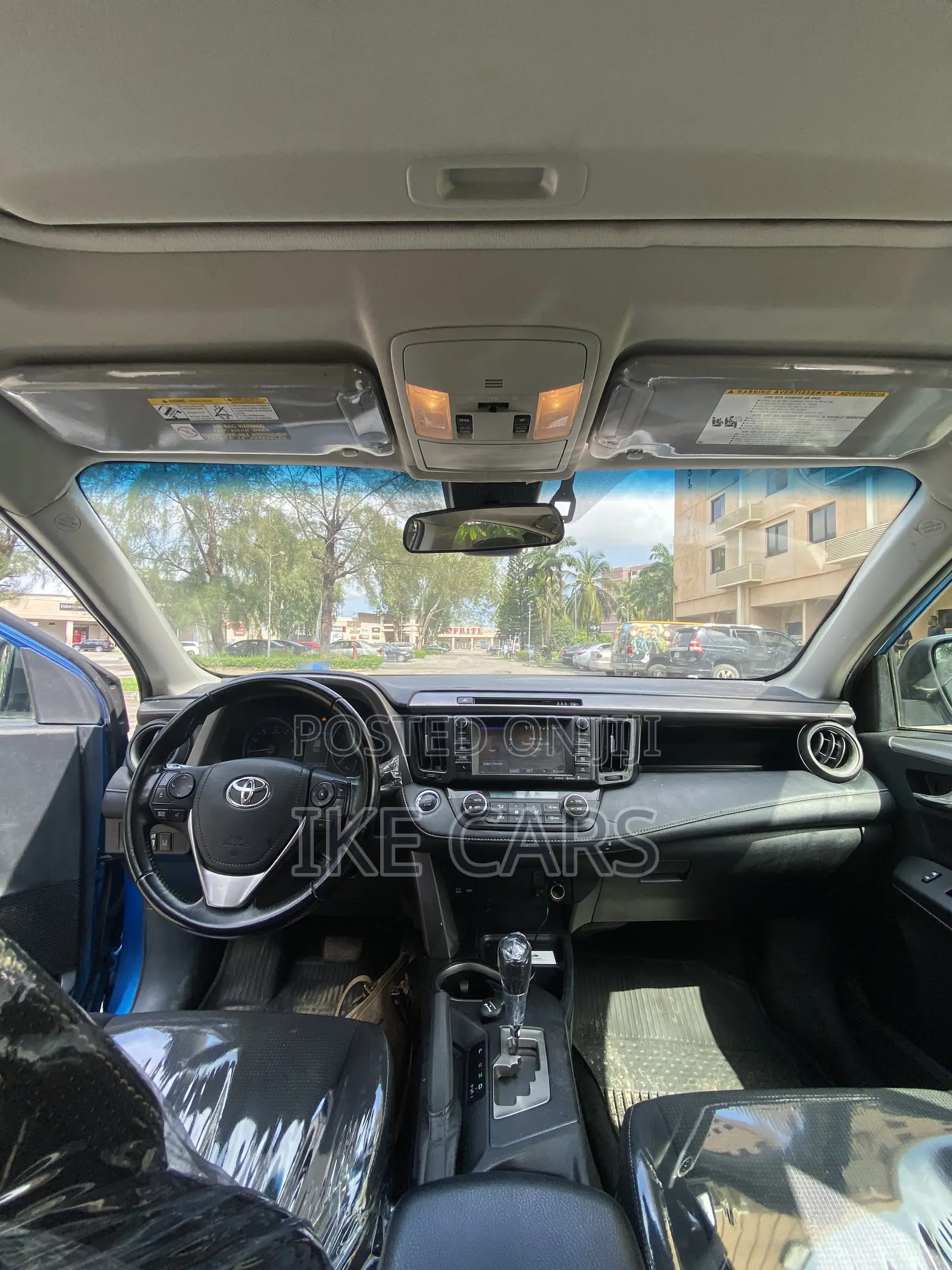 Toyota RAV4 2018 Blue