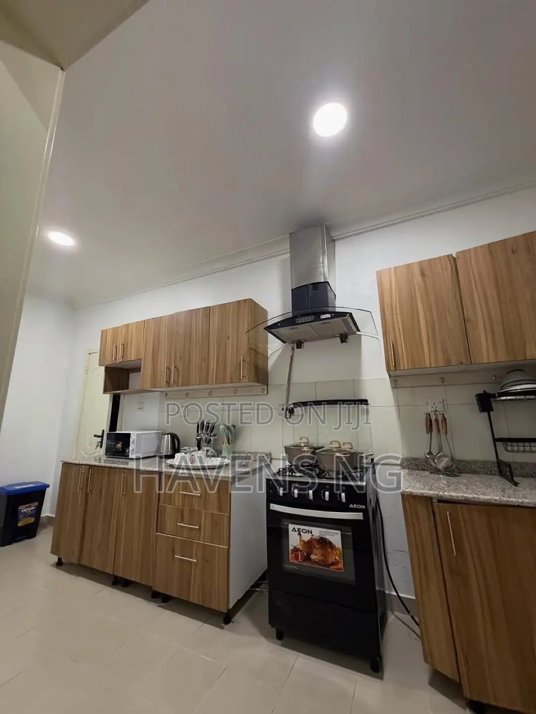 3bdrm Apartment in East West Road for sale