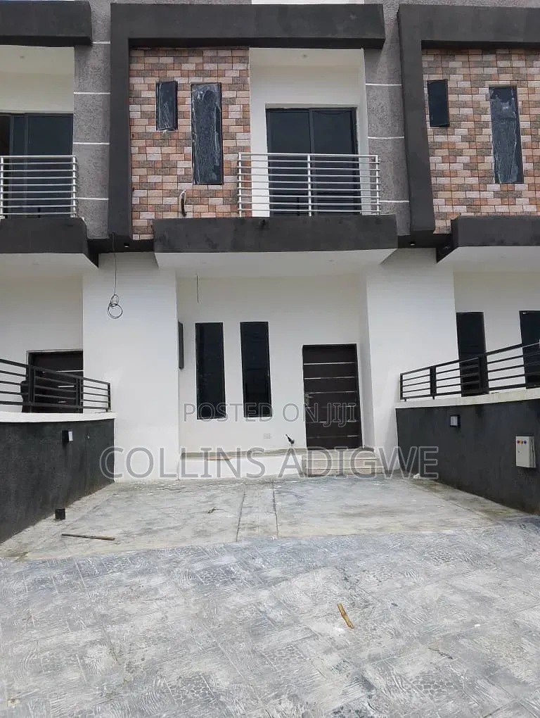 2bdrm Duplex in Abraham Adesanya for sale