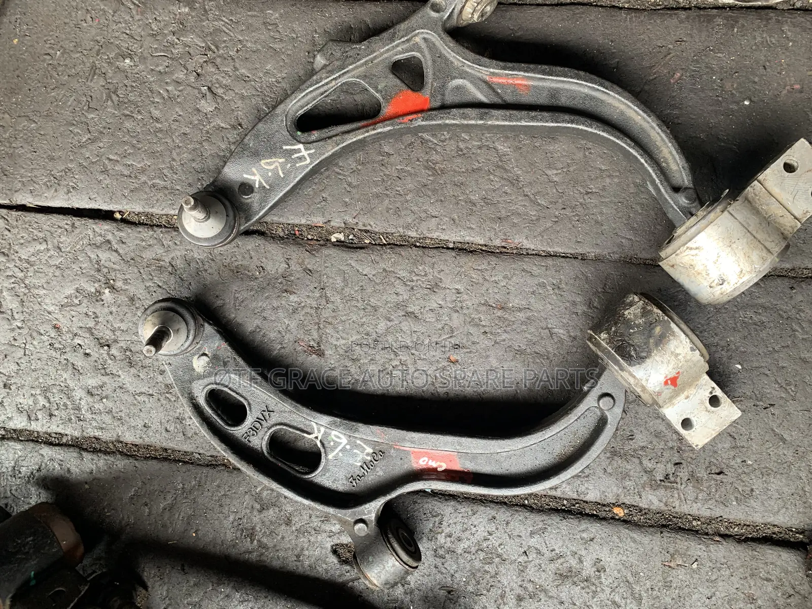 Lower Arm Ford Explorer 2013 Model