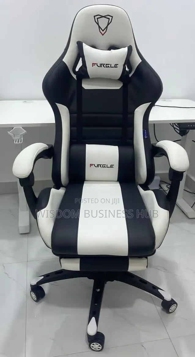 Furgle Gaming Chair With Comfortable Hand Rest