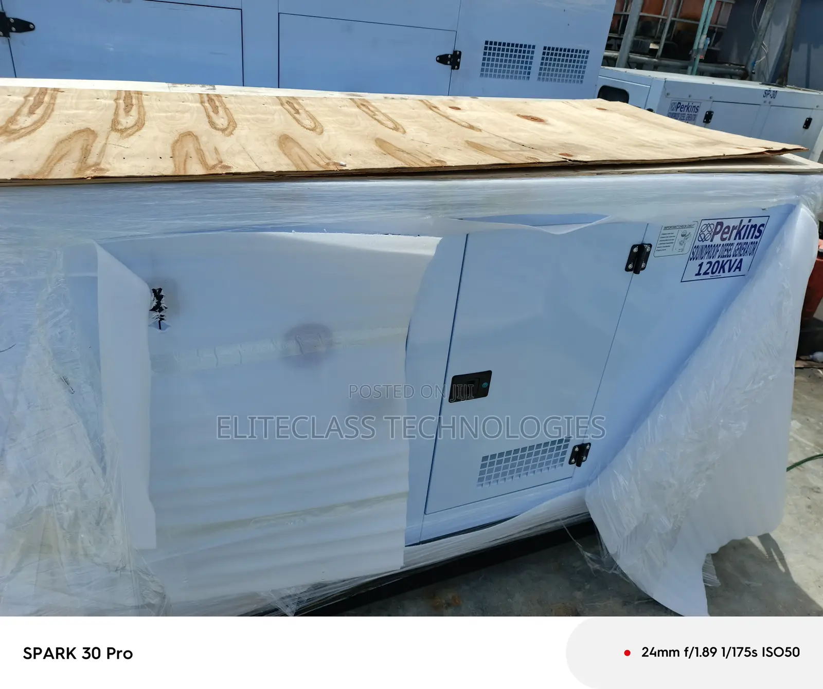 Soundproof Perkins 120kva Industrial Generator