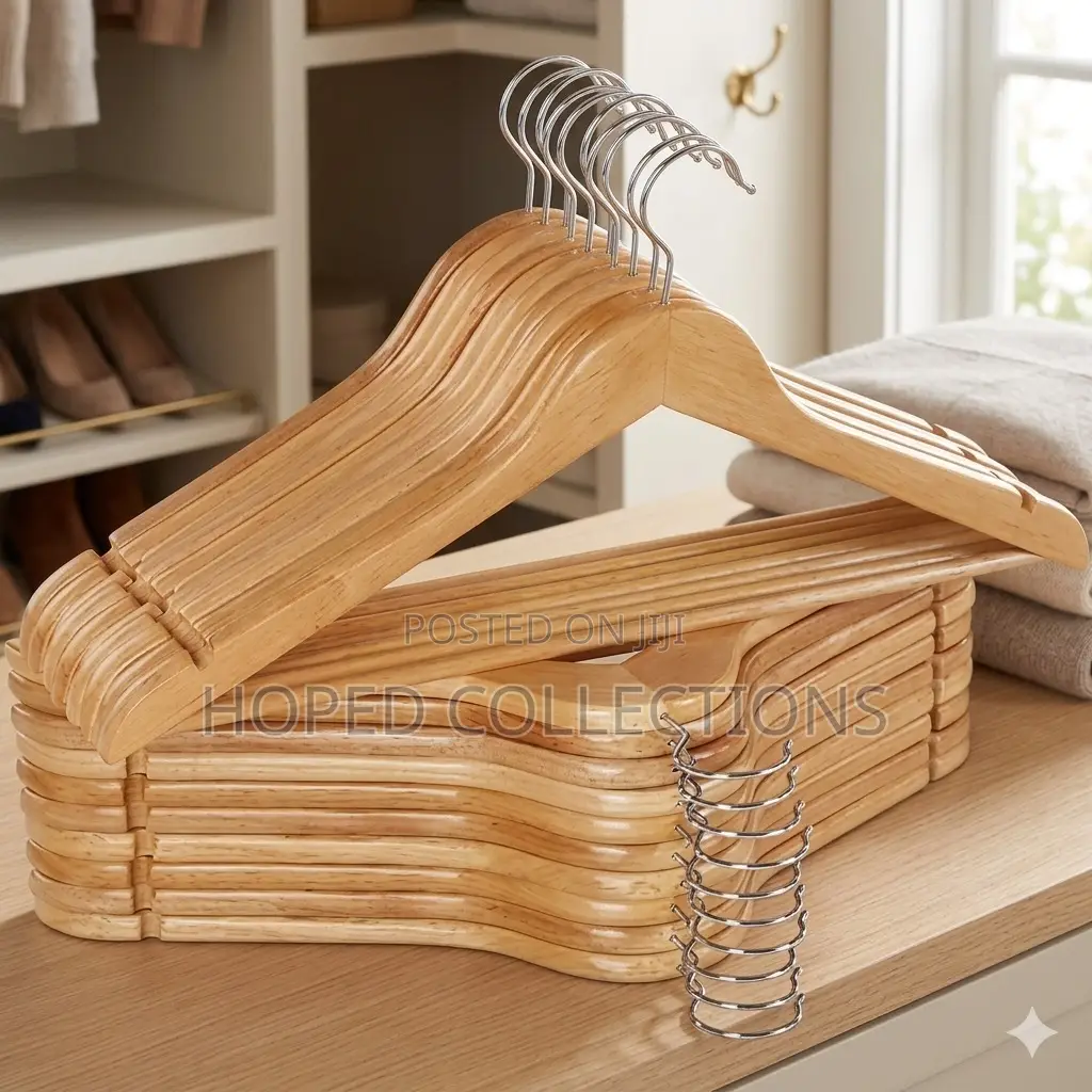 10pcs Wooden Hanger With Clip