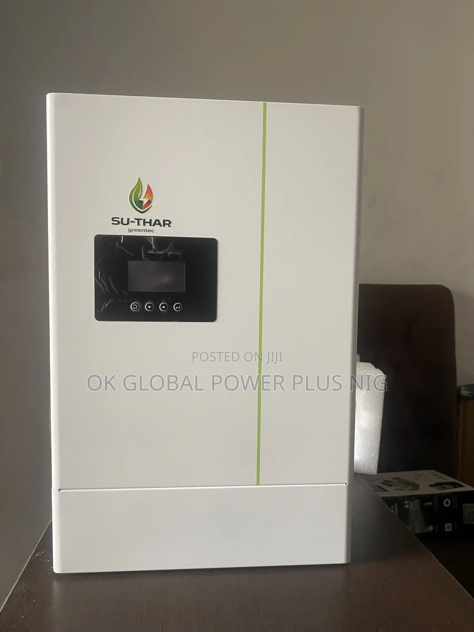Su-Thar 6.5kva/48v Hf Solar Hybrid Inverter With 1years Warranty