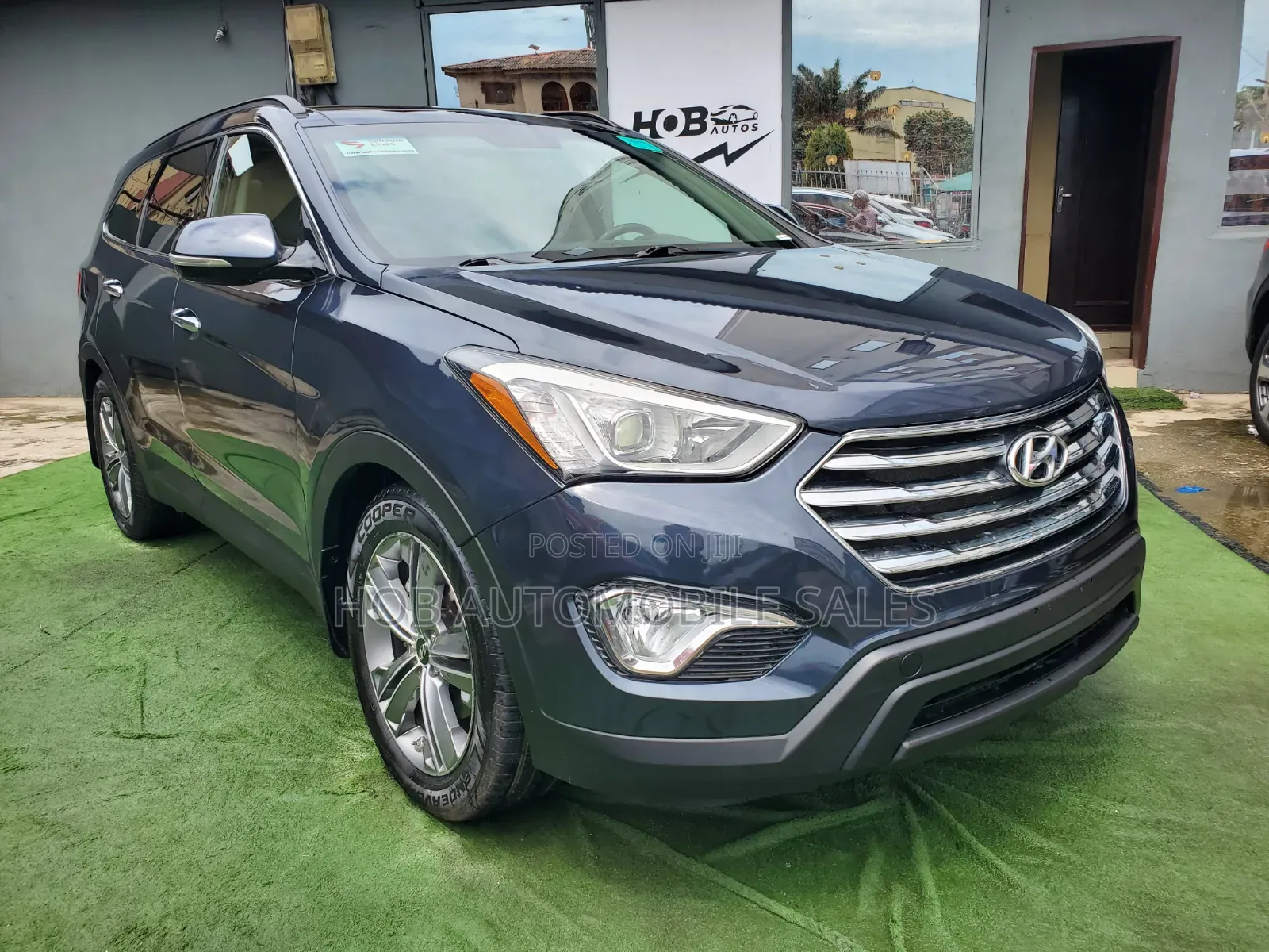 Hyundai Santa Fe Limited 4dr SUV AWD (3.3L 6cyl 6A) 2015 Gray