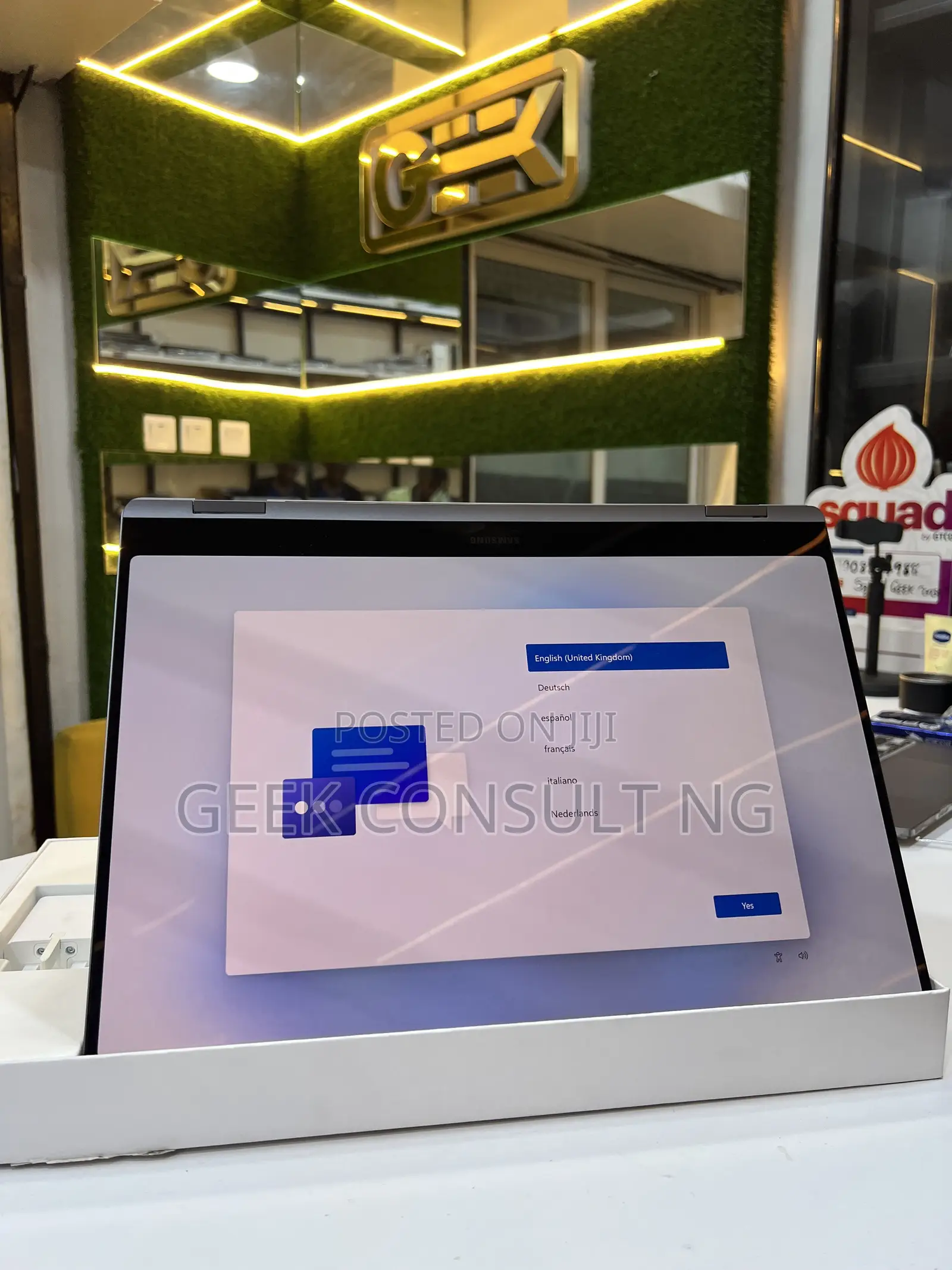Laptop Samsung Galaxy Book4 360 16GB Intel SSD 512GB