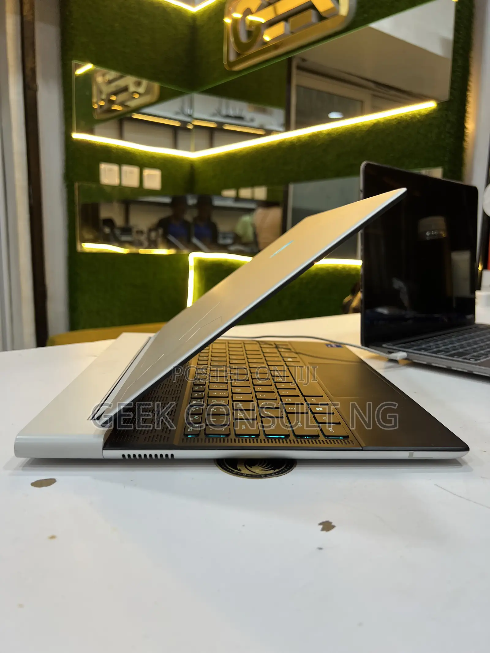 Laptop Alienware X14 32GB Intel Core i7 SSD 1T
