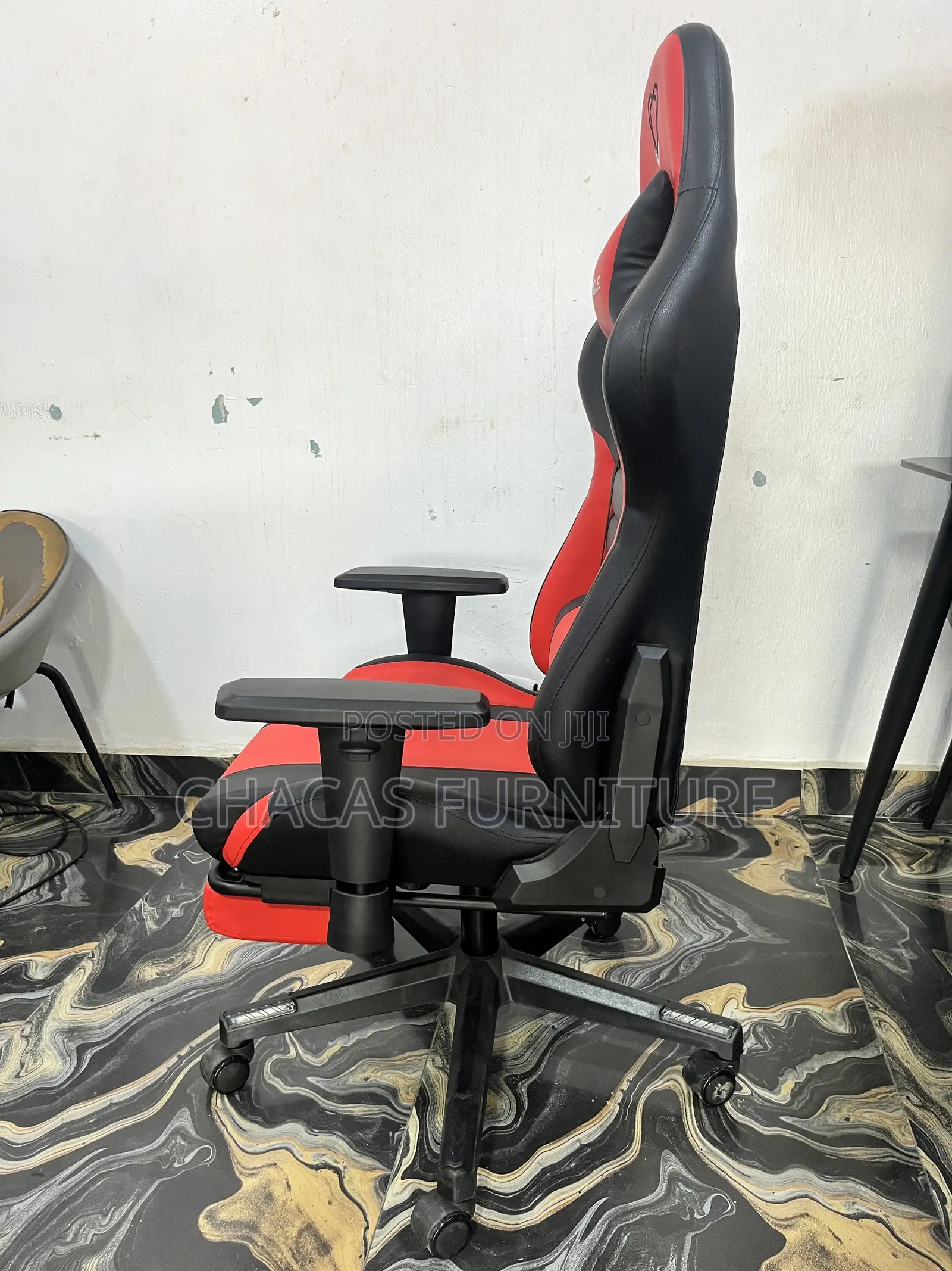 Luxury Ergonomic Gaming Chair With Retractable Footrest Multiple Color