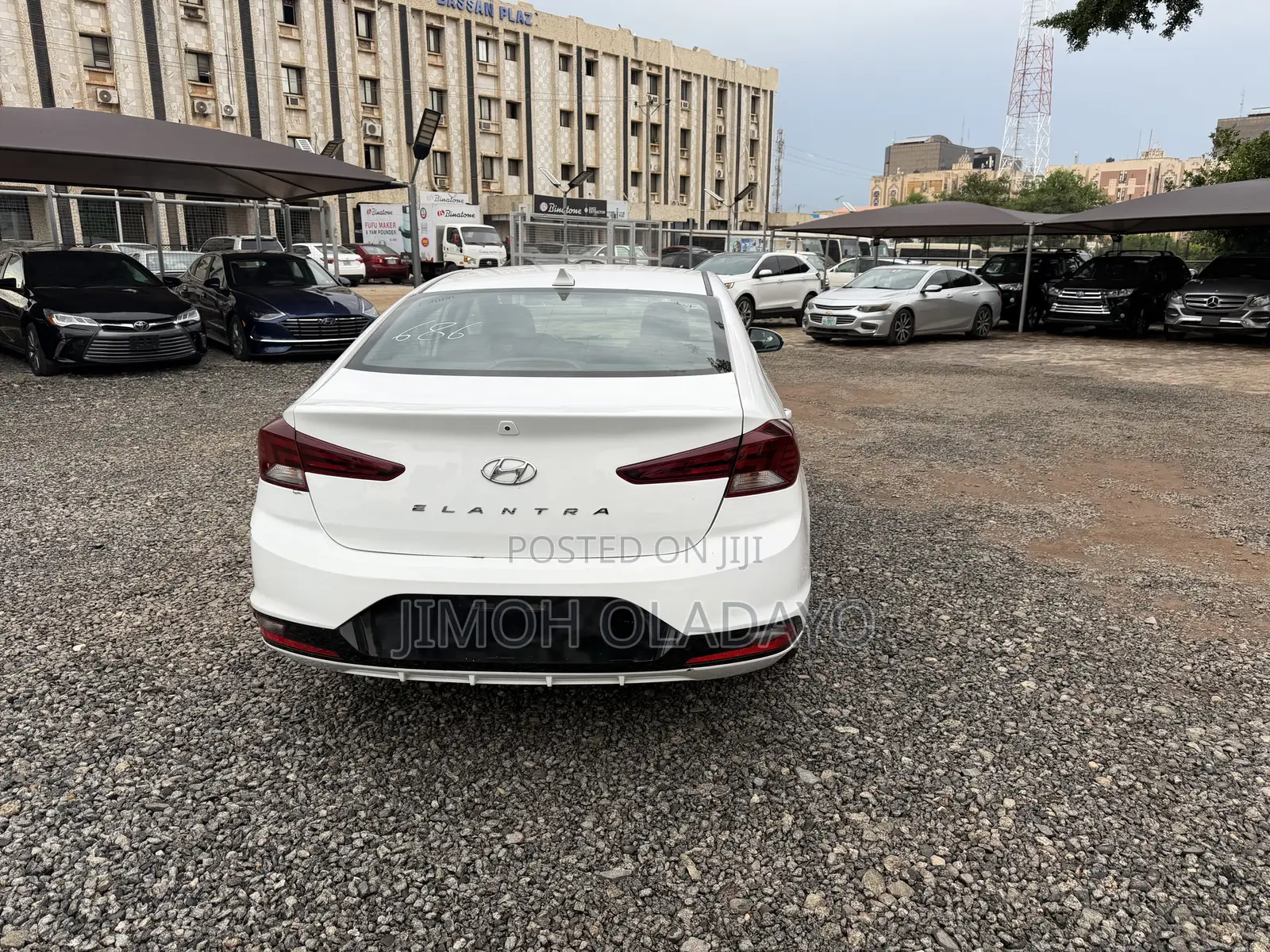 Hyundai Elantra 2019 White