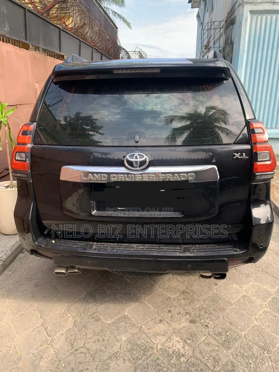 Toyota Land Cruiser Prado 2011 Black