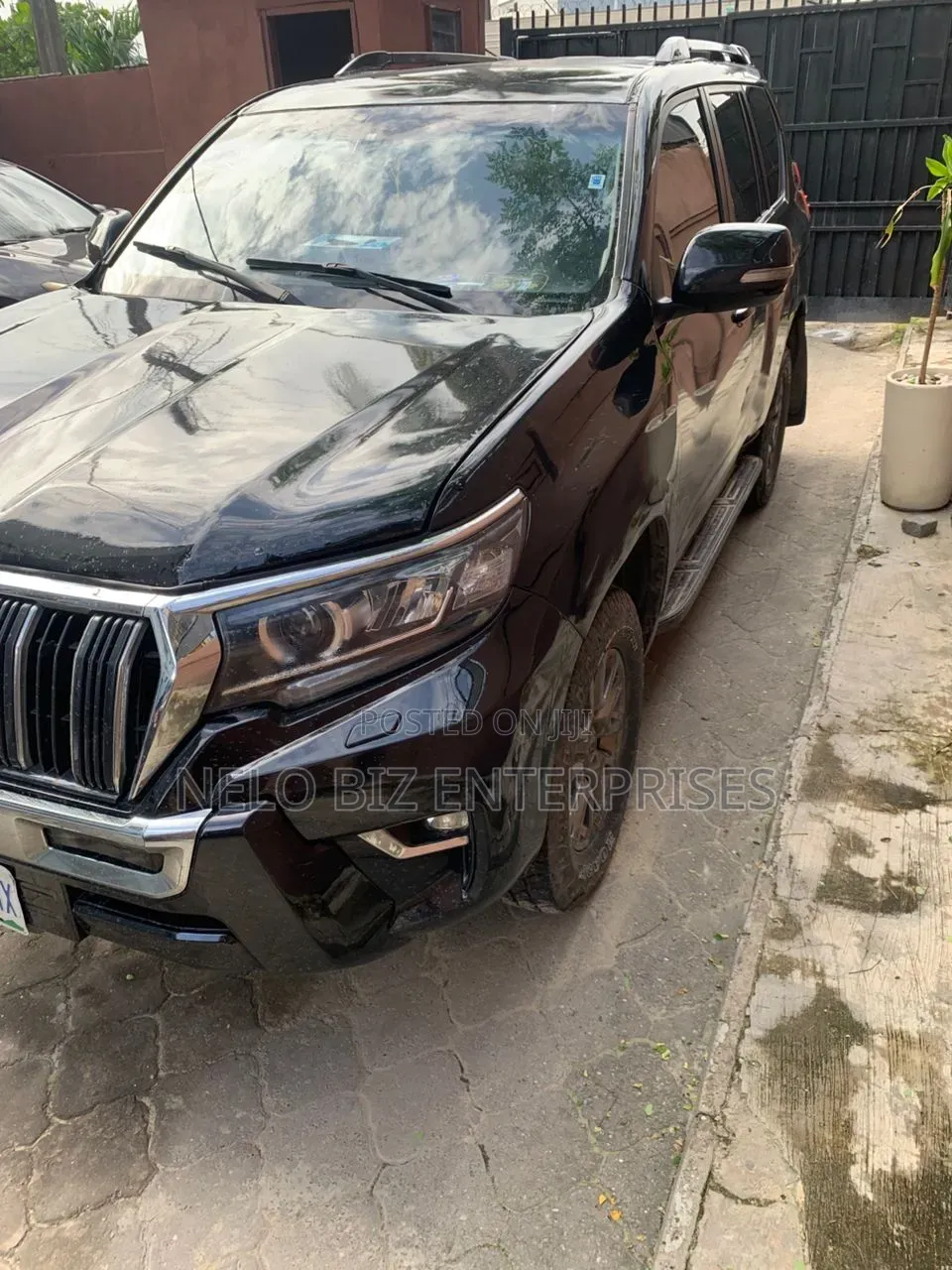 Toyota Land Cruiser Prado 2011 Black
