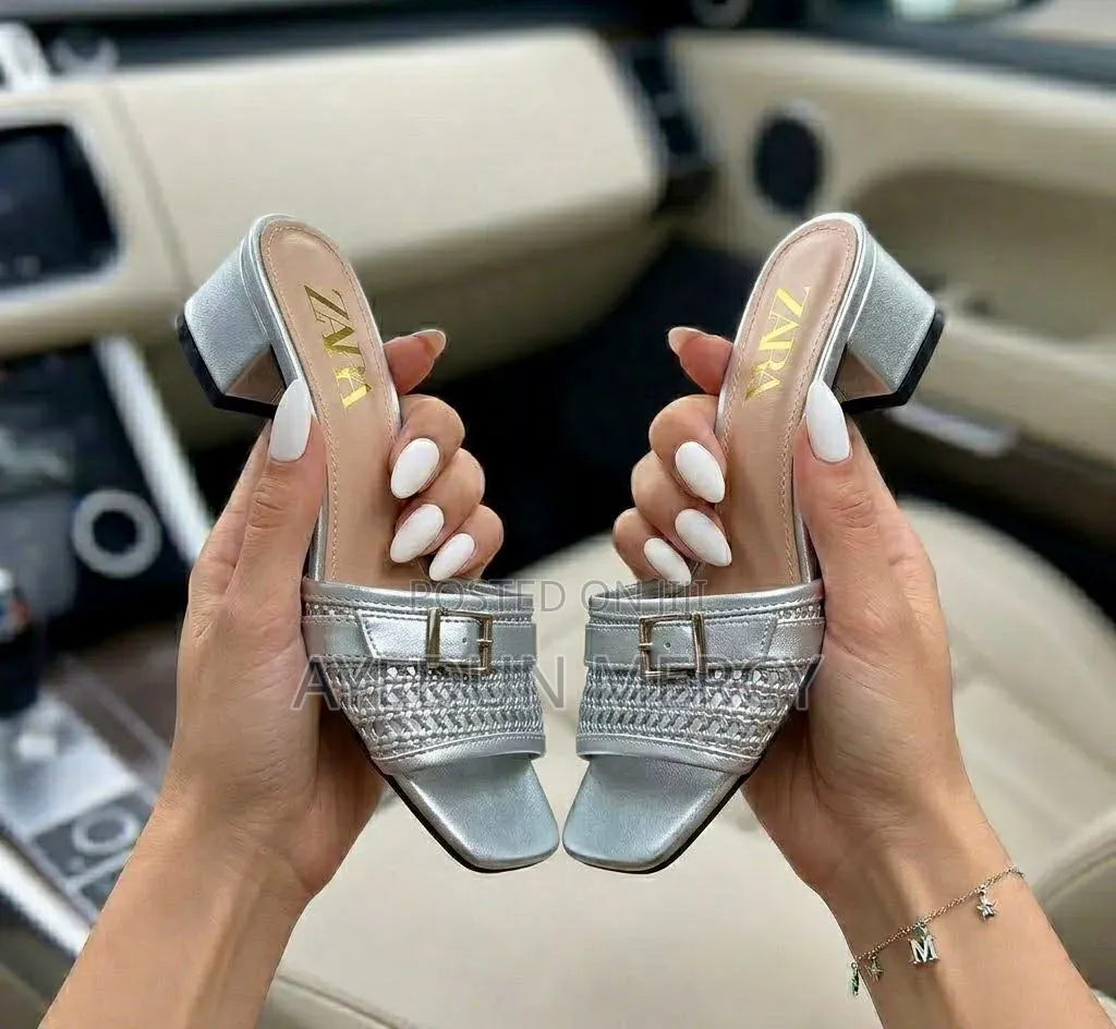 Lovely Mid Slippers Heel