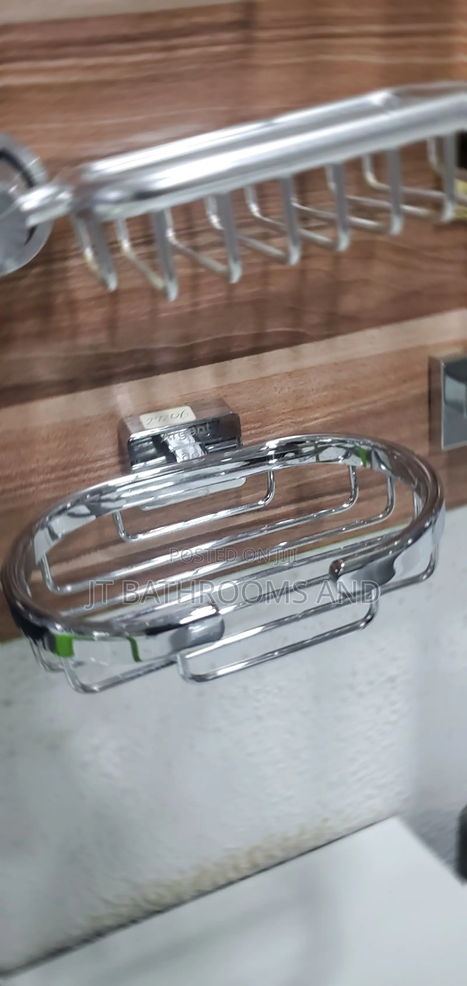 Polished Chrome Wall-Mounted Soap Dish