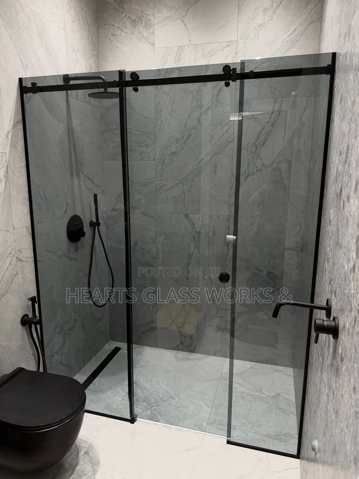 Modern Walk-in Glass Shower Cubicle