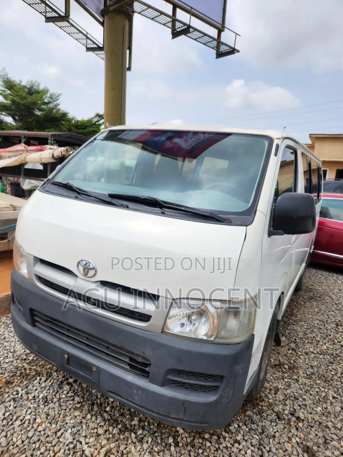 Toyota HiAce 2008 White