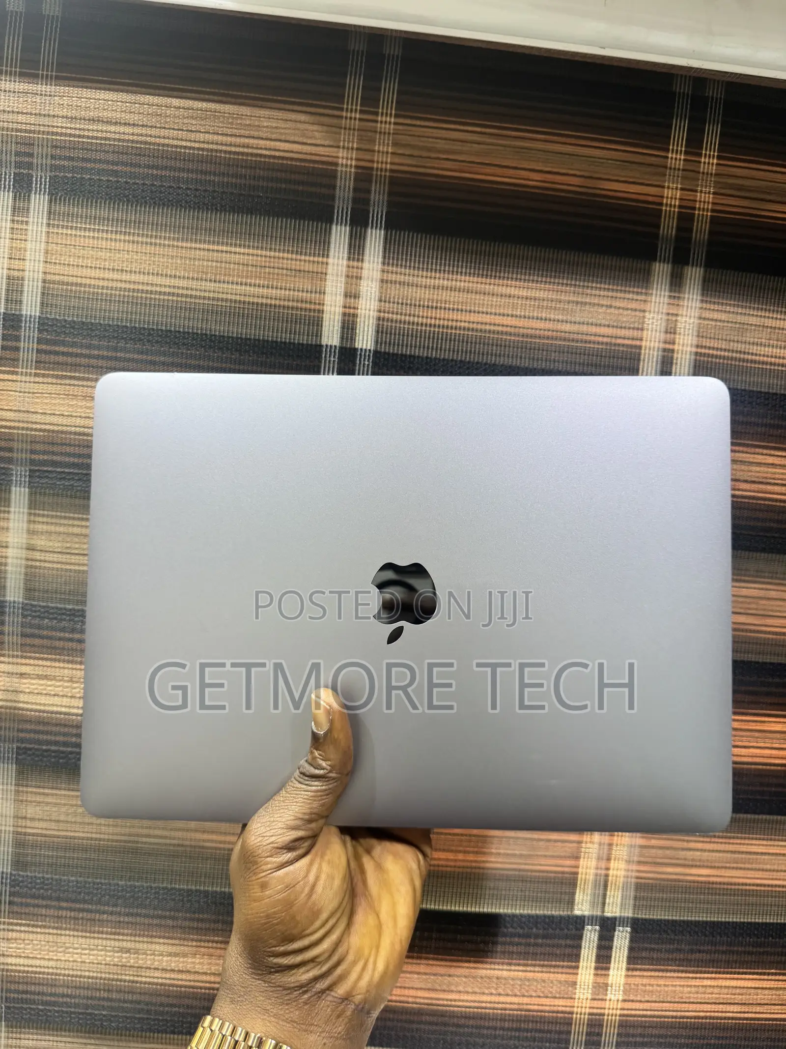 Laptop Apple MacBook Pro 2020 16GB Intel Core i7 SSD 512GB