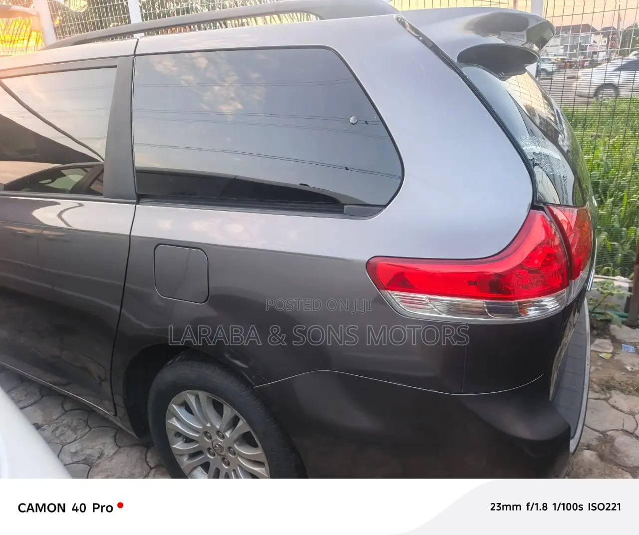 Toyota Sienna Limited AWD 7-Passenger 2013 Gray