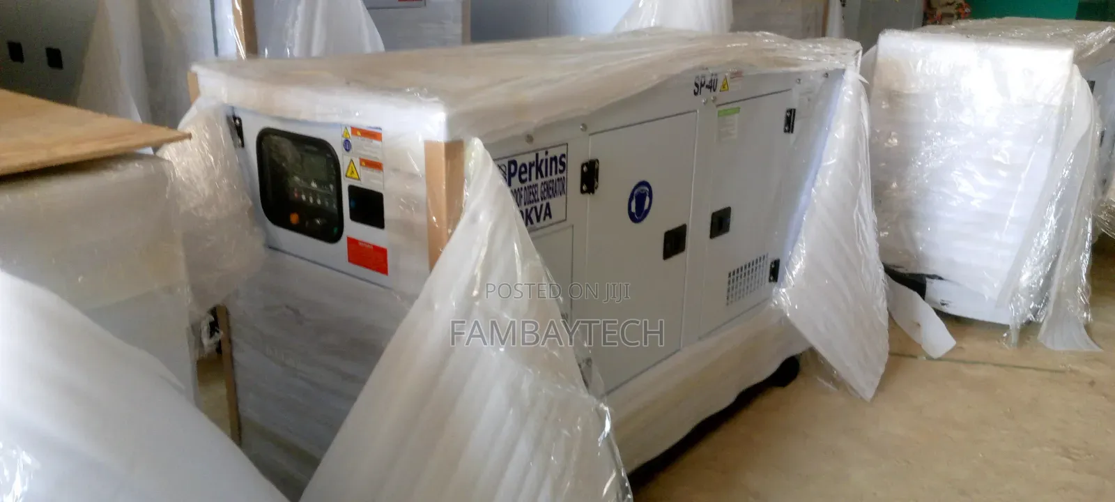 Original Perkins 40kva Diesel Generator With Soundproof Canopy