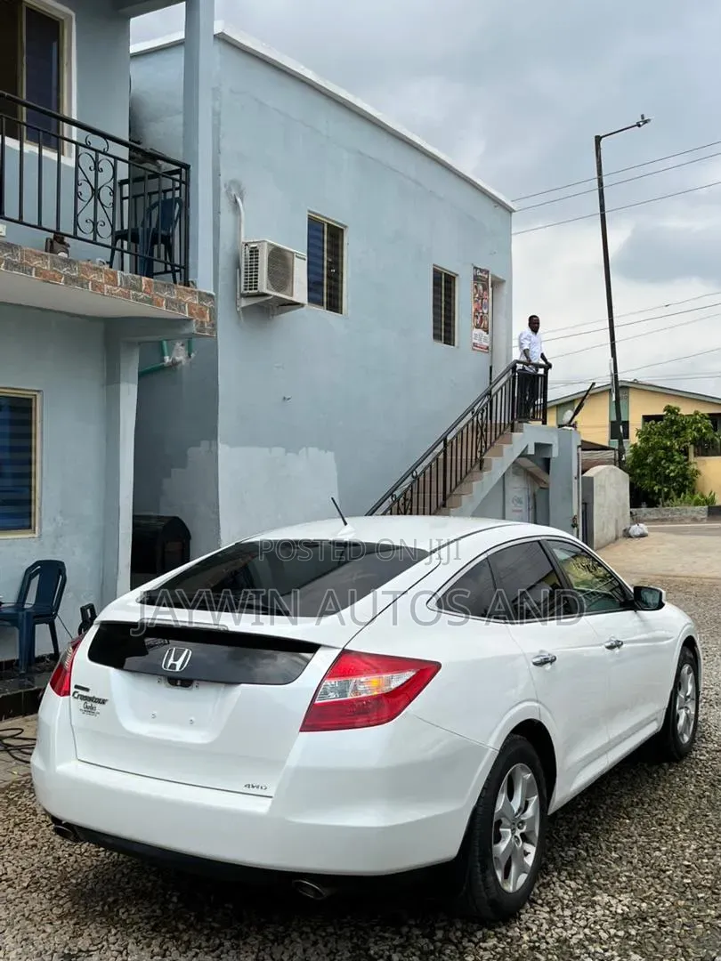 Honda Crosstour 3.5 AWD 2011 White