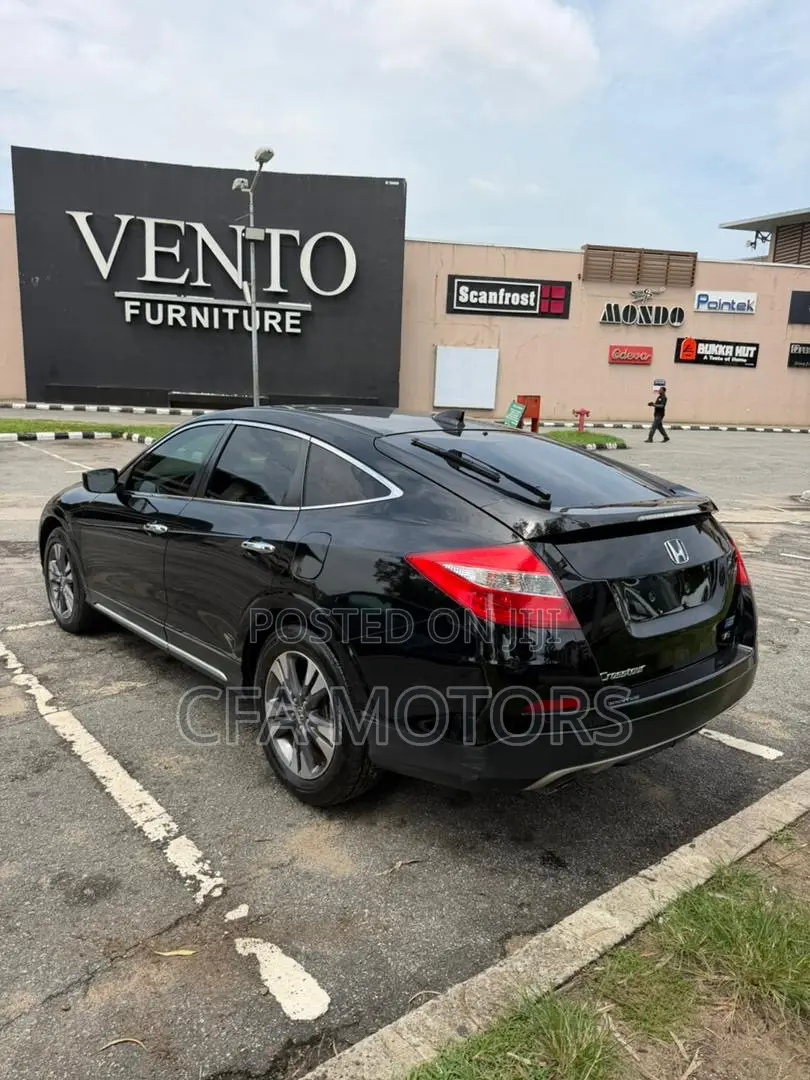 Honda Crosstour 2013 Black