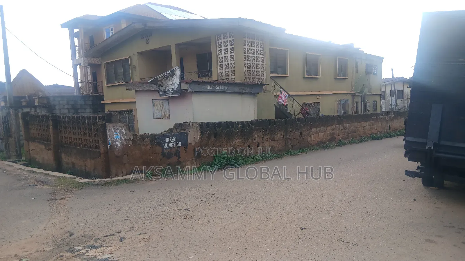 15bdrm Apartment in Agbowo, Ibadan for sale