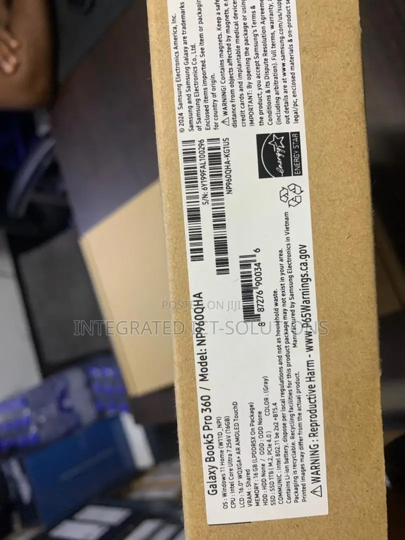 New Laptop Samsung 16GB Intel Core Ultra 7 SSD 1T