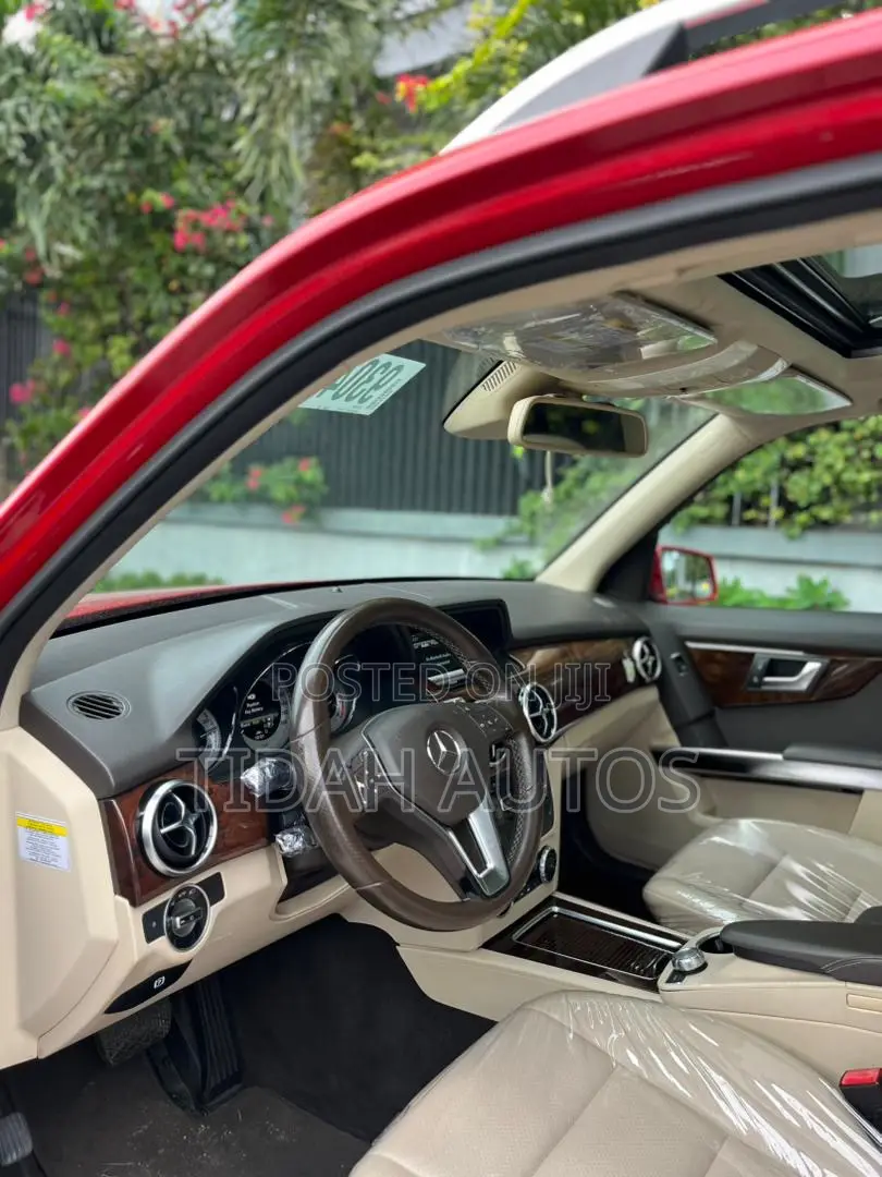 Mercedes-Benz GLK-Class 350 4MATIC 2013 Red