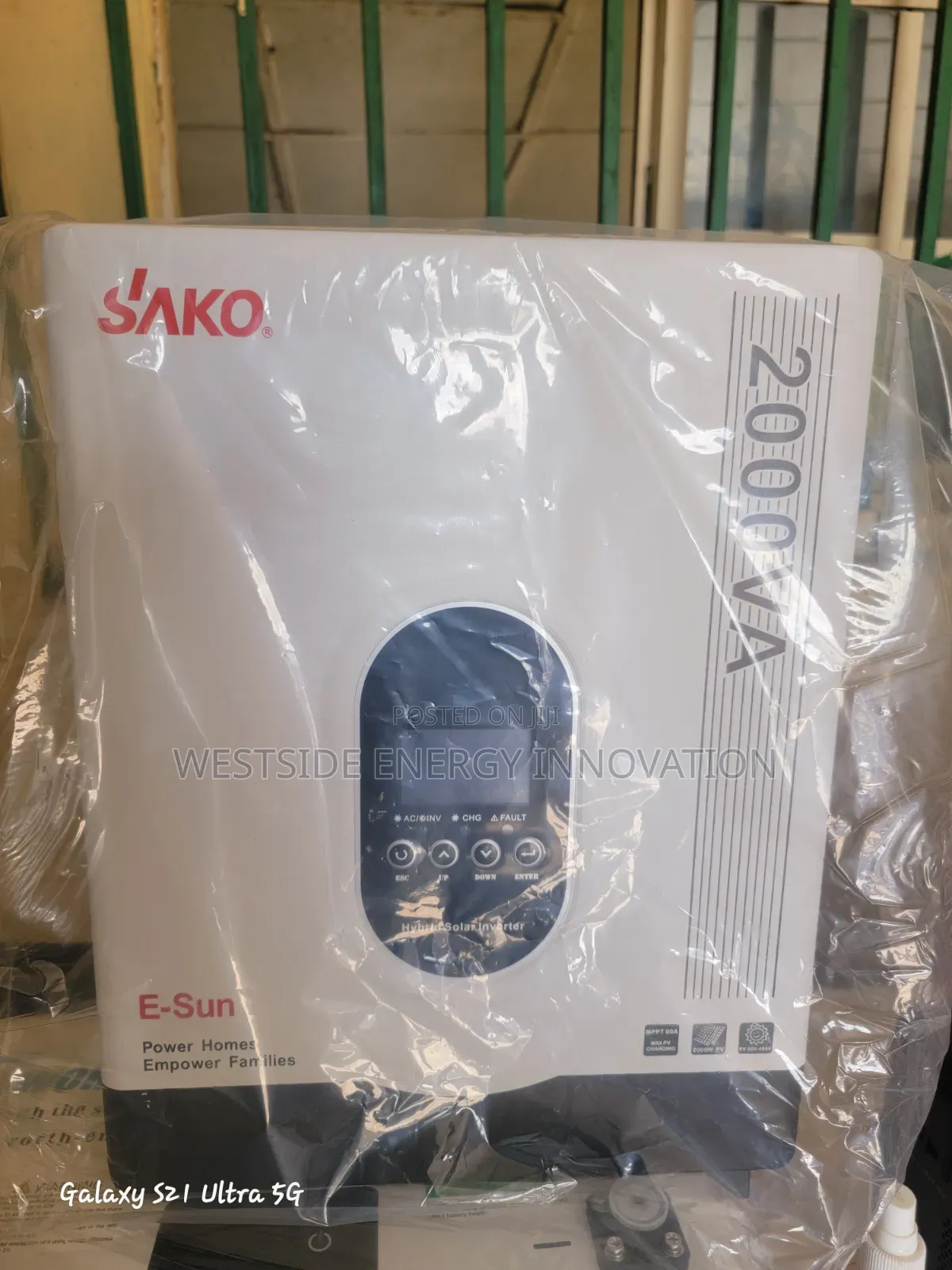Sako 2kva/12v Hybrid Inverter
