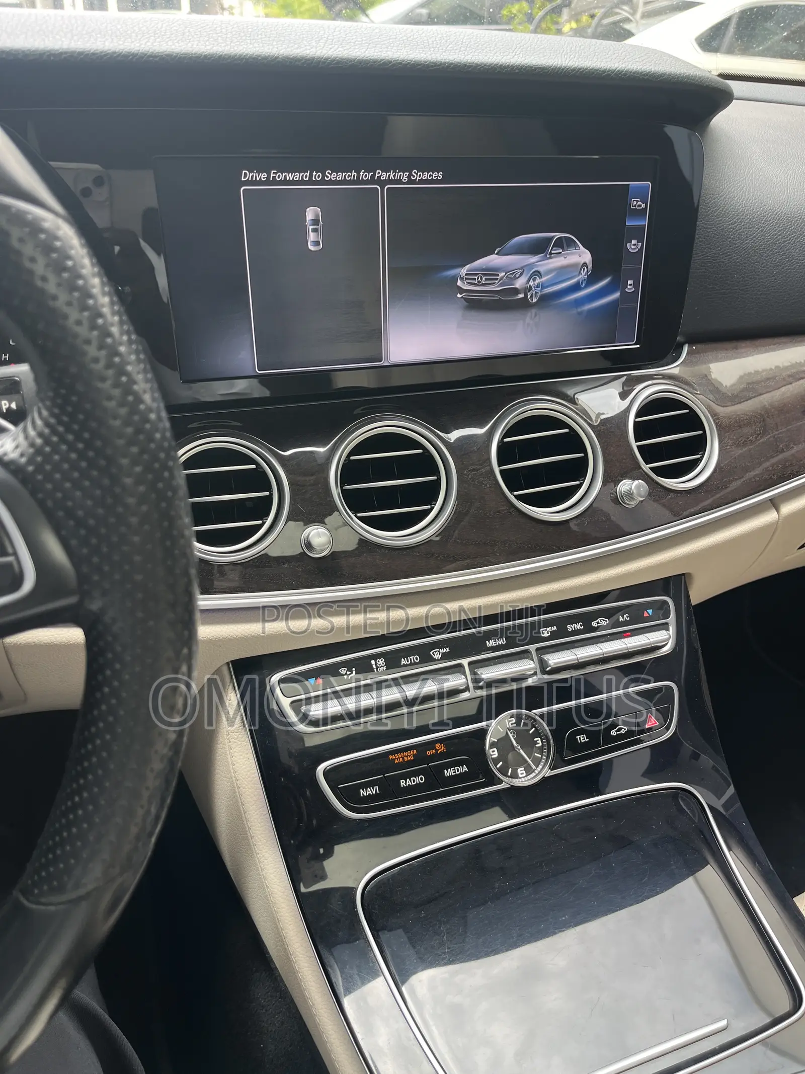 Mercedes-Benz E300 4Matic AWD Sedan (2.0L 4cyl 9A) 2017 White