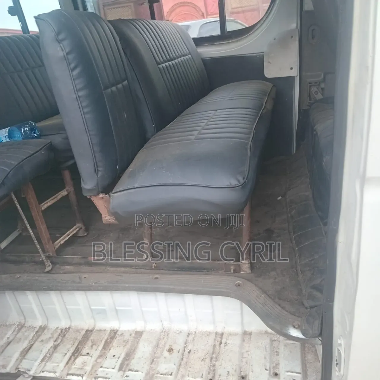 Toyota HiAce 2010 White